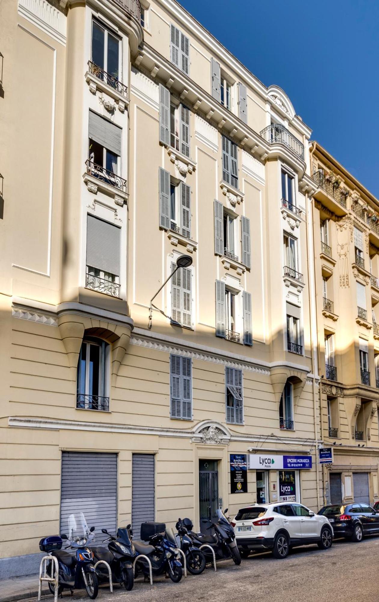 Designer Floor Sleeps 8 Peaceful Elevator Fiber Wifi, Balcony Nice